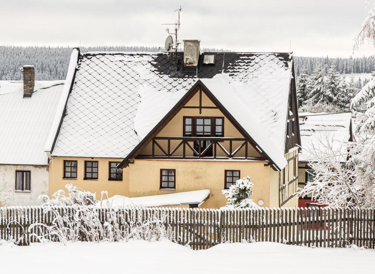 Chalupa Hrázděnka v Krušných horách Horní Blatná Exterior foto